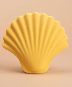 Home Accessories*Los Objetos Decorativos Seashell Vase - Honey