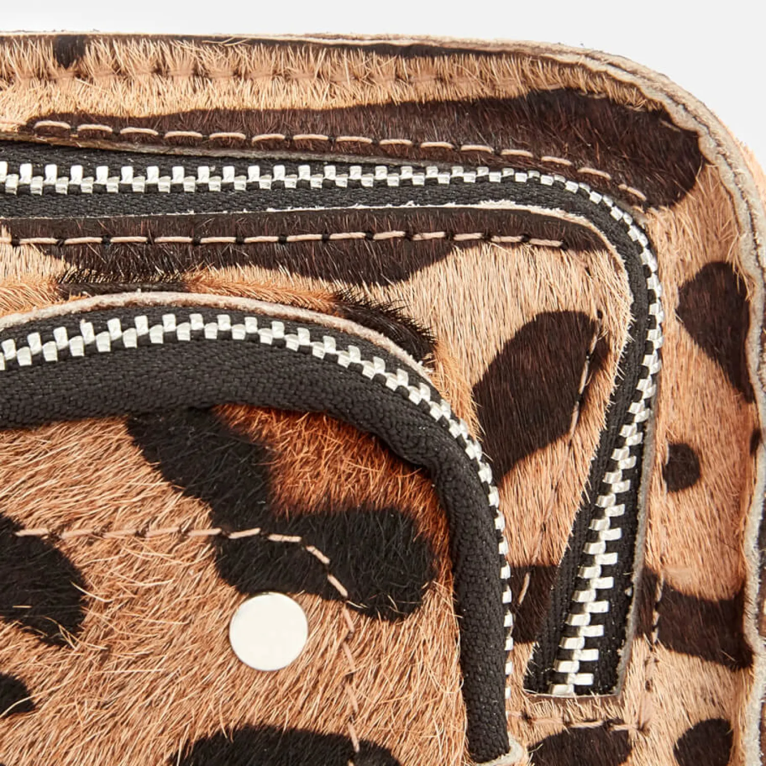 Shoulder Bags*Nunoo Women's Helena Bag - Leo