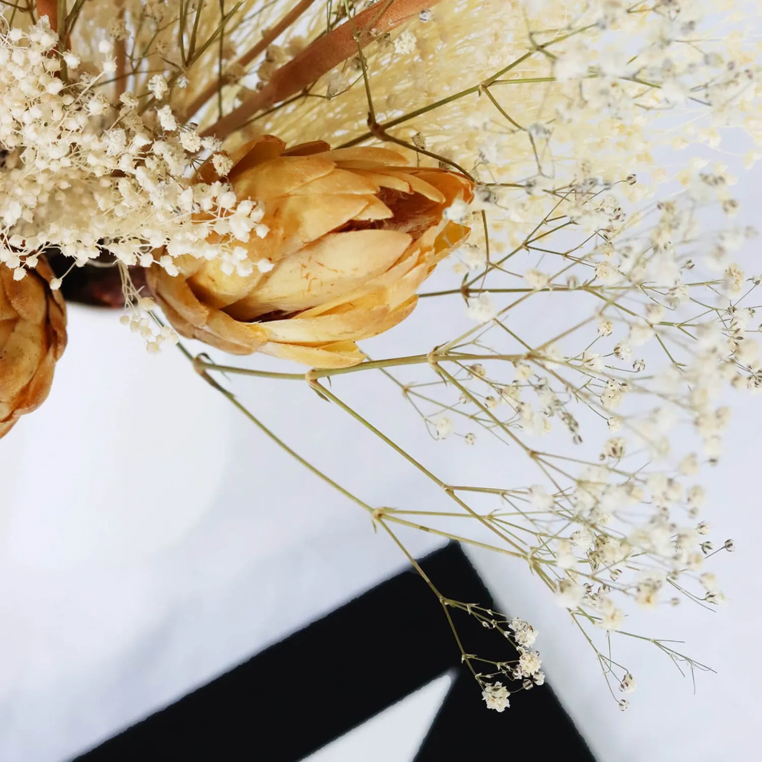 Home Accessories*Shida Preserved Flowers - Paola