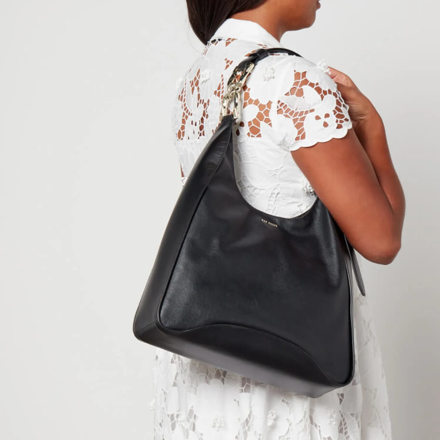 Tote Bags*Ted Baker Chelsia Chain Detail Leather Hobo Bag