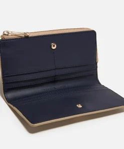 Purses And Cardholders*Tommy Hilfiger Tommy Life Large Faux Leather Purse